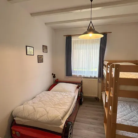 Haus 44 Feldblick Semesterbostad