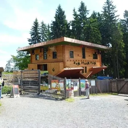 Haus 44 Feldblick Holiday home Arrach