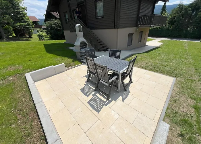 Haus 44 Feldblick Semesterbostad Arrach